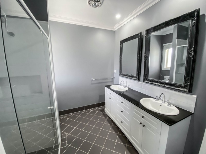 9 Sunset court, Yarrawonga VIC 3730