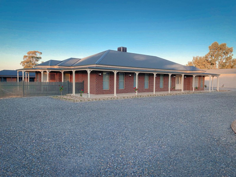 9 Sunset court, Yarrawonga VIC 3730