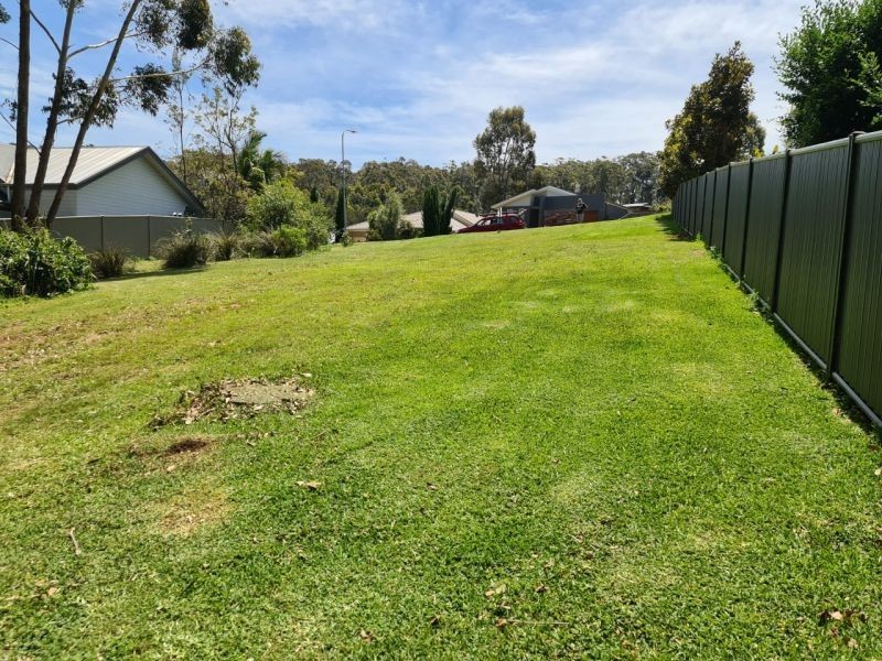 47 Broomfield Cres, Long Beach NSW 2536