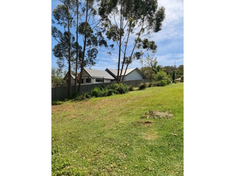 47 Broomfield Cres, Long Beach NSW 2536