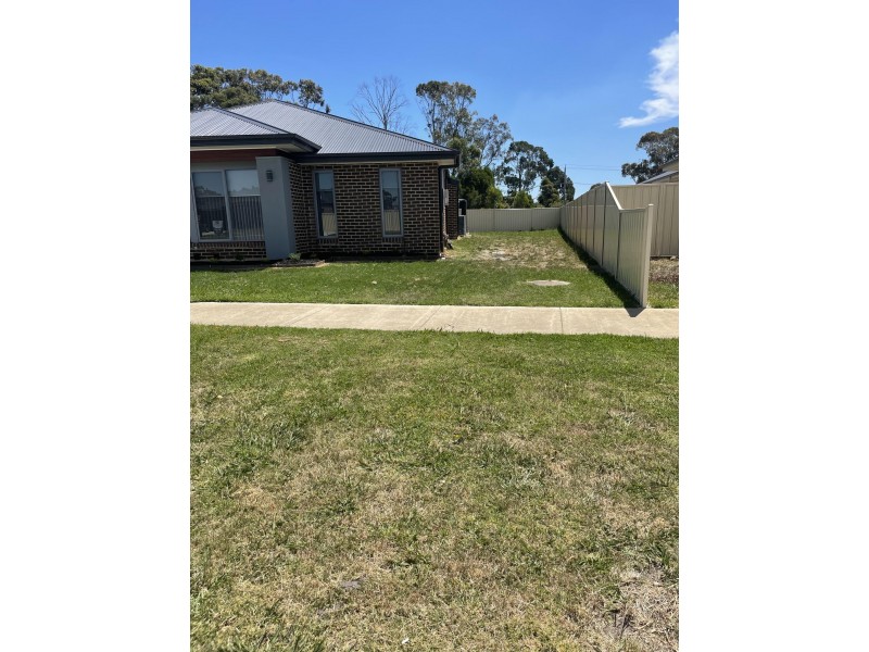 10 Chris Crescent, Traralgon VIC 3844