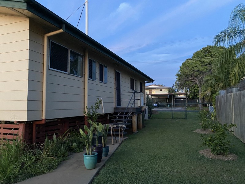 18 McCool Street, Moranbah QLD 4744