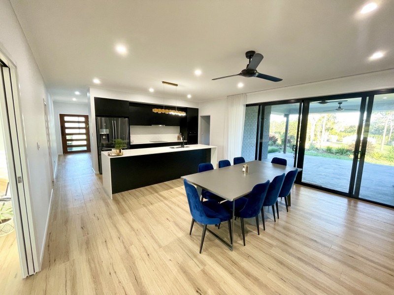 15 Jilgarree Place, Oakhurst QLD 4650