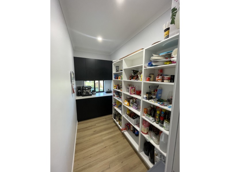 15 Jilgarree Place, Oakhurst QLD 4650