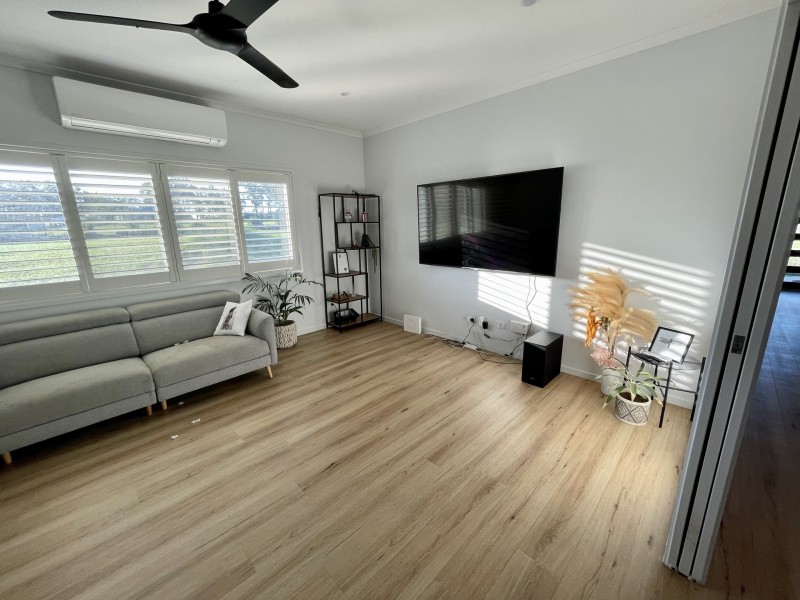 15 Jilgarree Place, Oakhurst QLD 4650