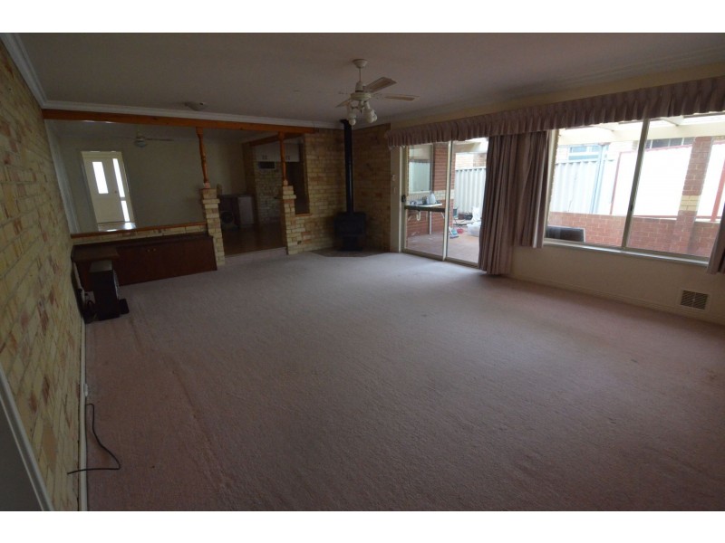 69 Premier Circle, Spencer Park WA 6330