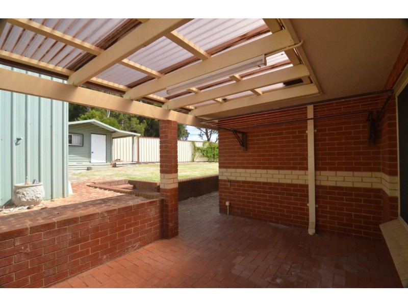 69 Premier Circle, Spencer Park WA 6330