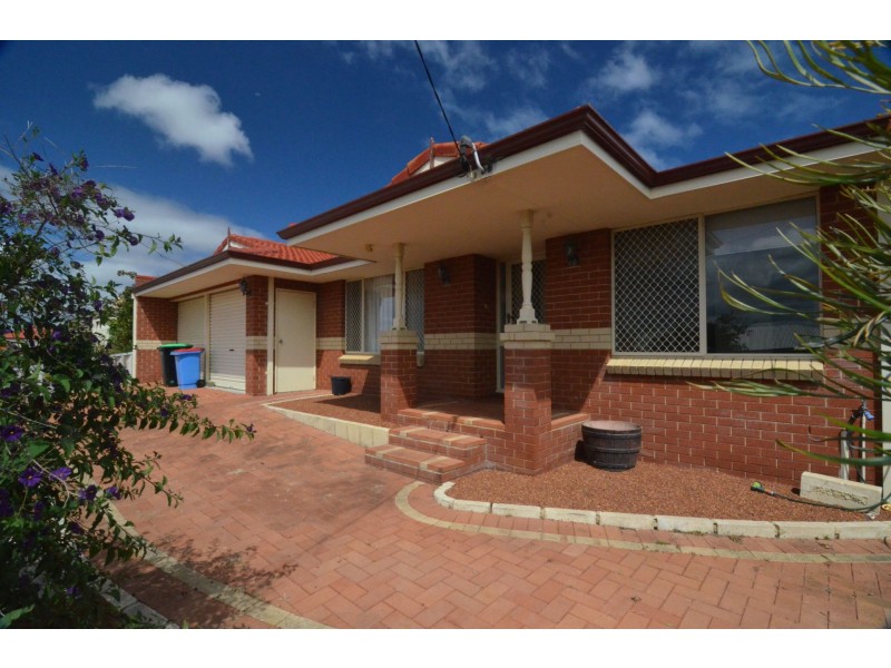 69 Premier Circle, Spencer Park WA 6330