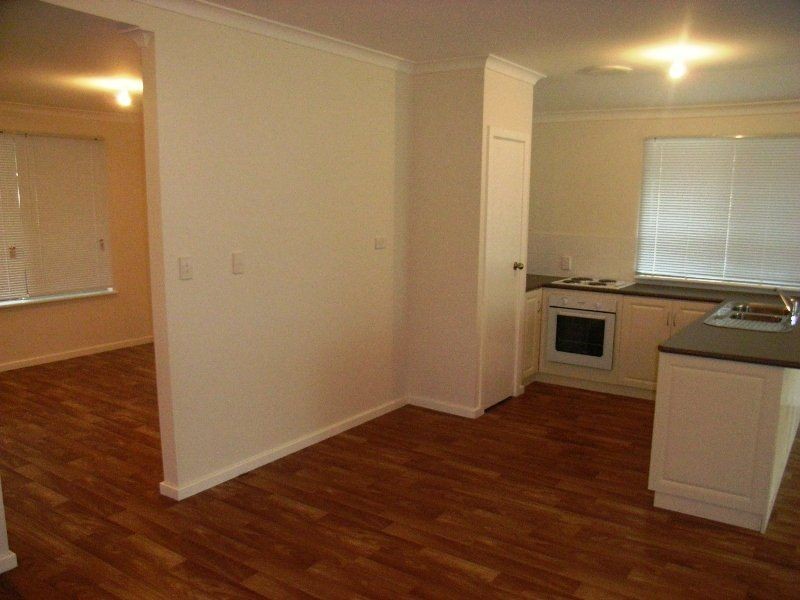 3/5 Carmia Glen, West Busselton WA 6280