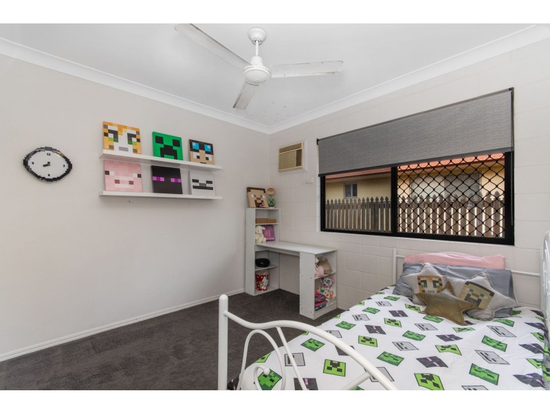 23 Saxby Crescent, Mount Louisa QLD 4814