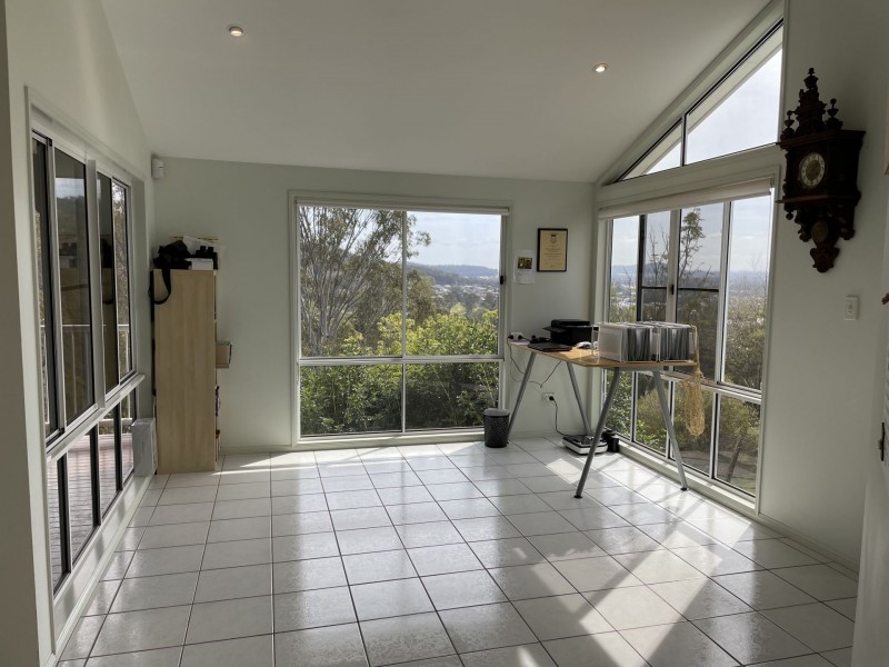 21 Brosnahan Court, Belivah QLD 4207