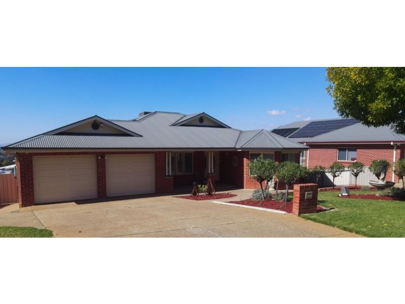 26 Atherton Crescent, Tatton NSW 2650