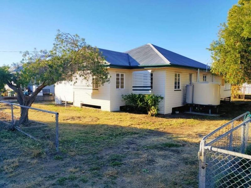 12 Margaret St, Mitchell QLD 4465