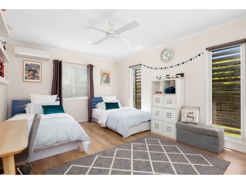 6 Bunning Street, Indooroopilly QLD 4068