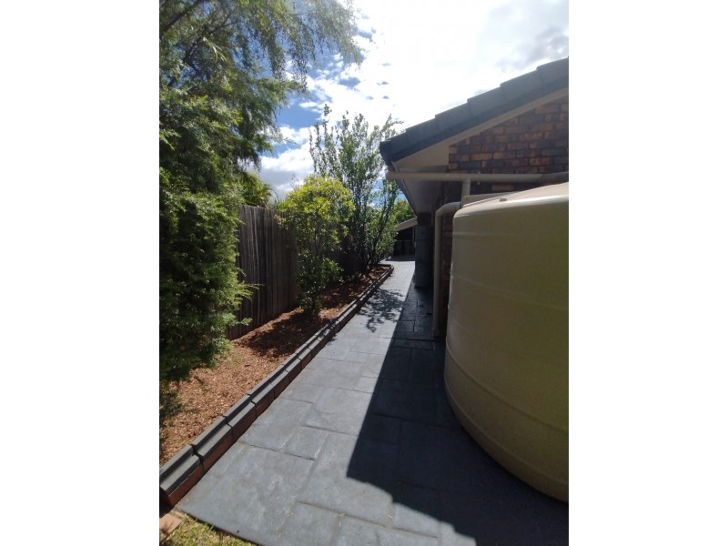 68 Rue Montaigne, Petrie QLD 4502