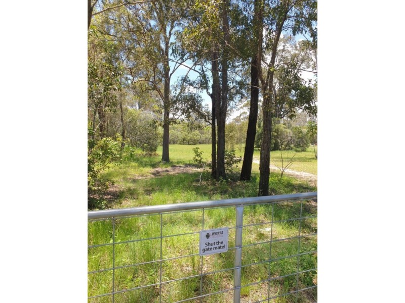 127 Moes Rd, Walligan QLD 4655