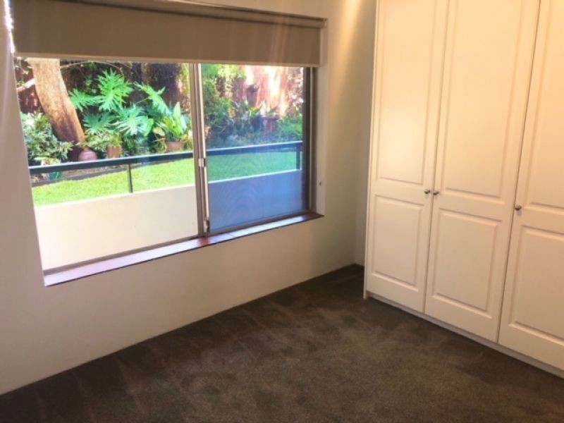 4/143 Onslow Road, Shenton Park WA 6008