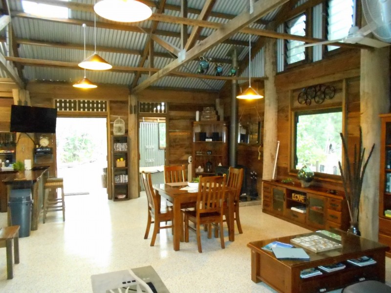 218 Yaxleys Road, Byfield QLD 4703