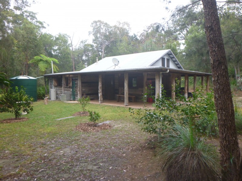 218 Yaxleys Road, Byfield QLD 4703