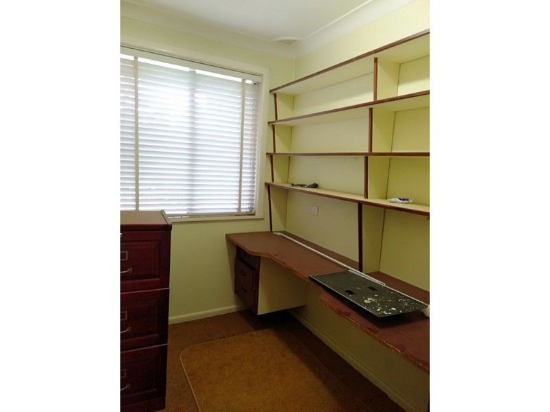 10 Liverpool St, Cowra NSW 2794