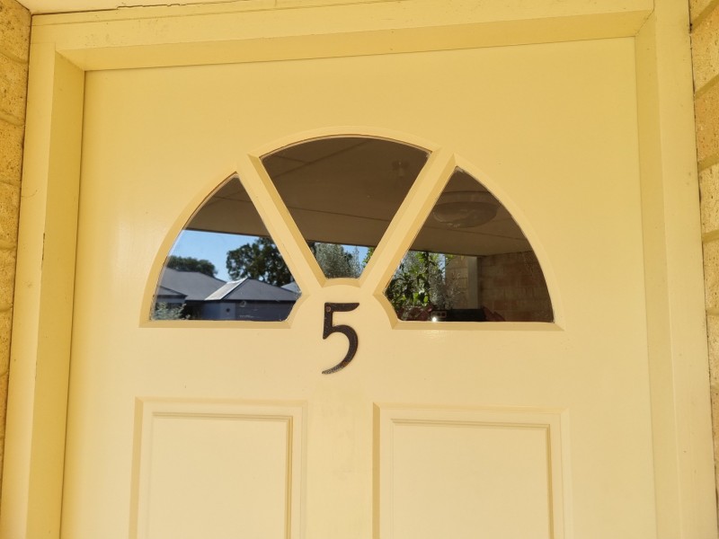 5 Crouchley Court, Broadwater WA 6280