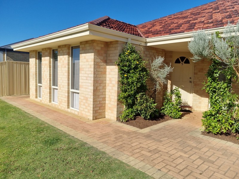 5 Crouchley Court, Broadwater WA 6280