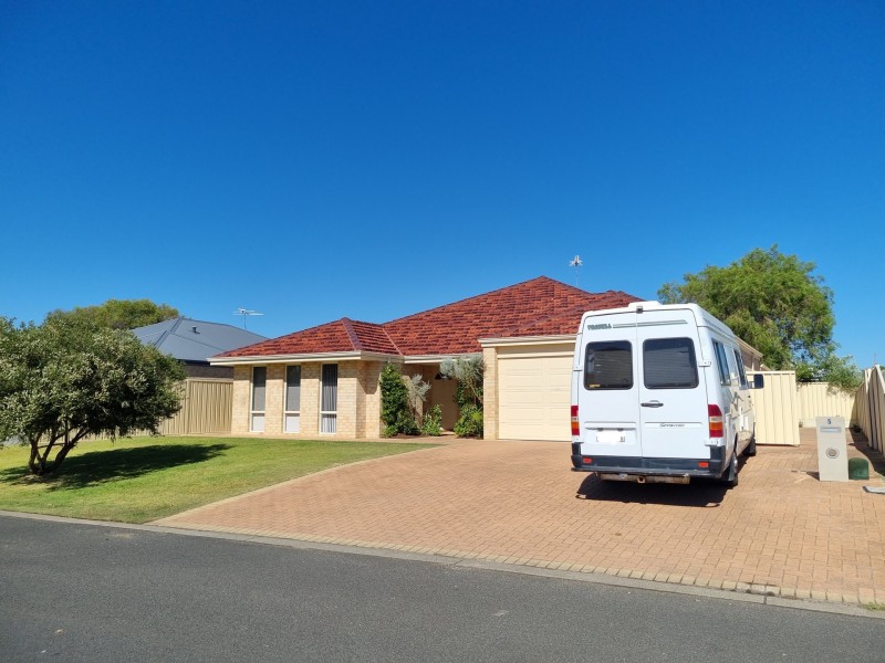 5 Crouchley Court, Broadwater WA 6280