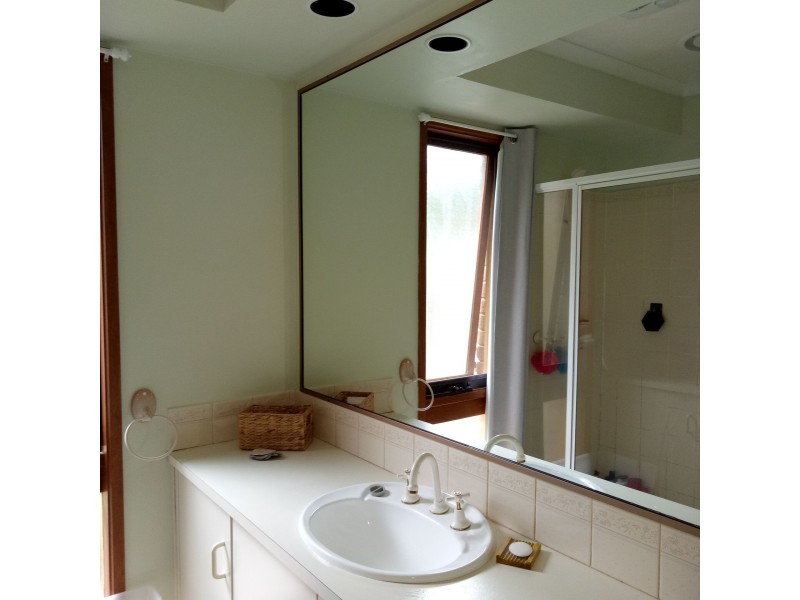 18 De Lisle ave, Sunbury VIC 3429