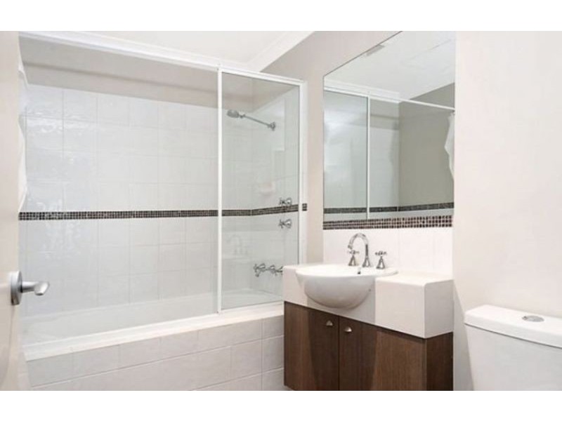 1/6 Ibera Way, Success WA 6164