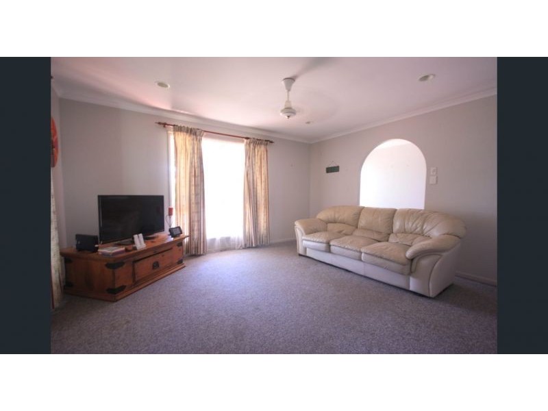 24 George Fordyce Drive, Rural View QLD 4740