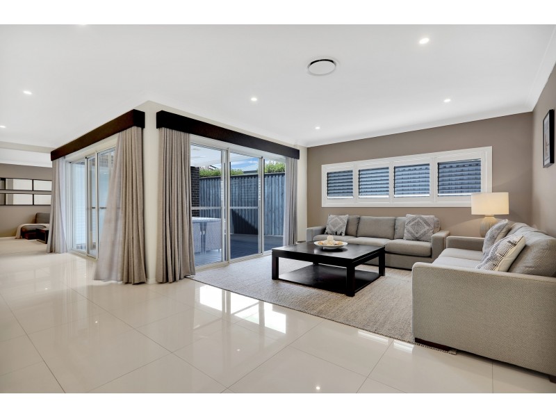 9 burringoa cres, Colebee NSW 2761