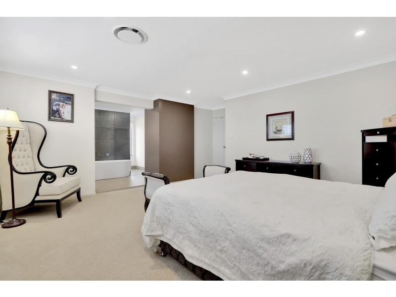 9 burringoa cres, Colebee NSW 2761