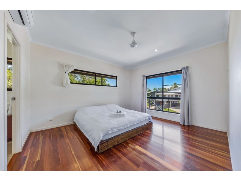 64 Jones Road, Cannonvale QLD 4802