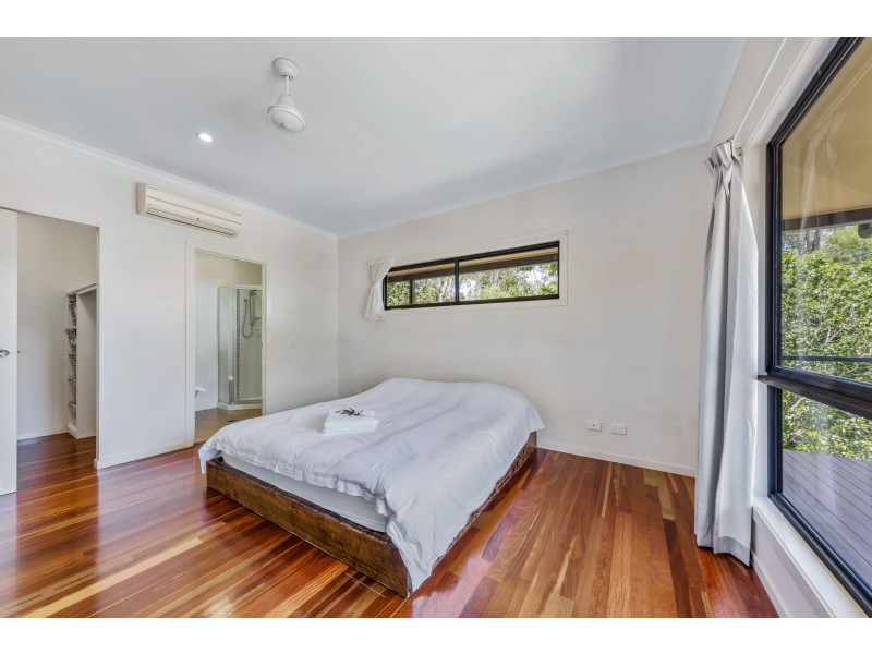 64 Jones Road, Cannonvale QLD 4802