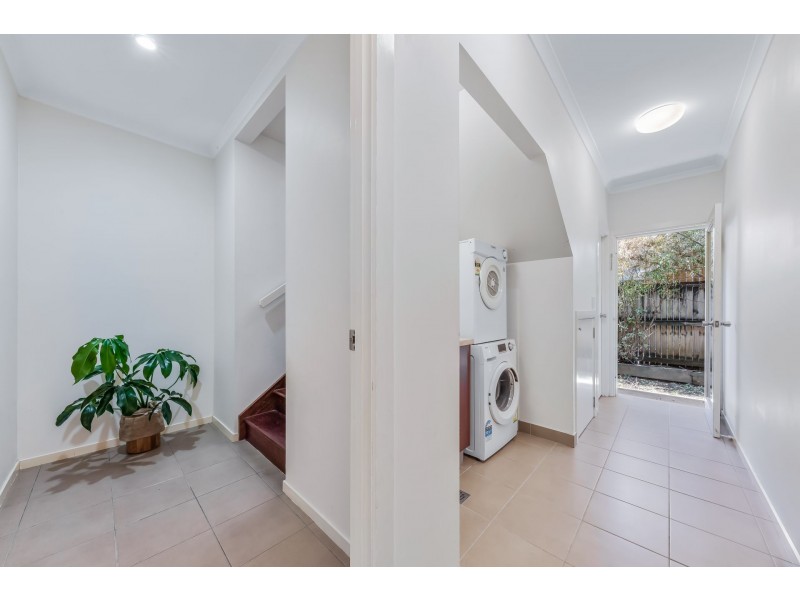 64 Jones Road, Cannonvale QLD 4802