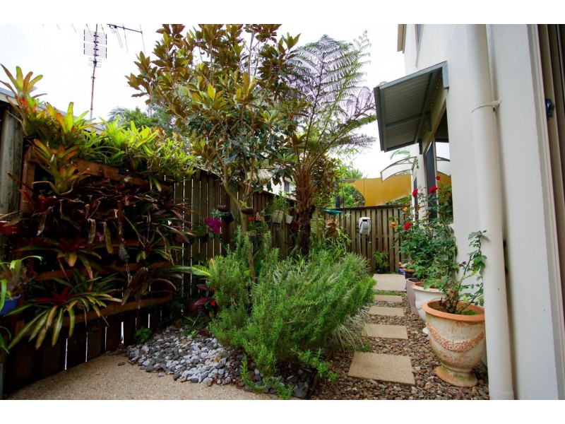 1/19-21 Tolman crt, Maroochydore QLD 4558