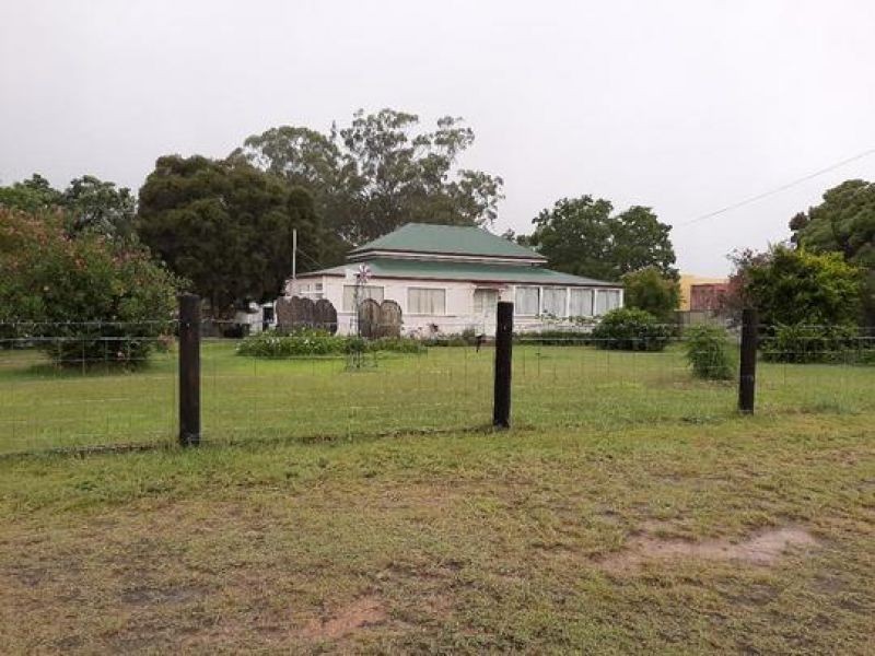 4 Emu Creek Road, Crows Nest QLD 4355