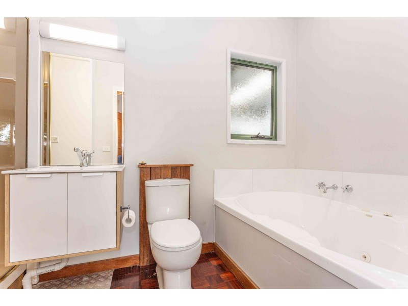 77 Ronald Street, Devonport TAS 7310