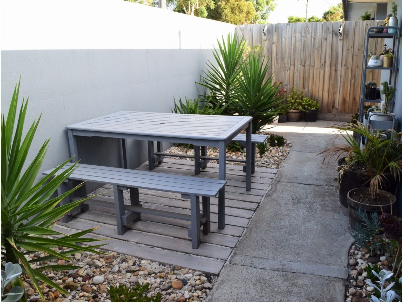 1/33-35 Roberts Street, Frankston VIC 3199