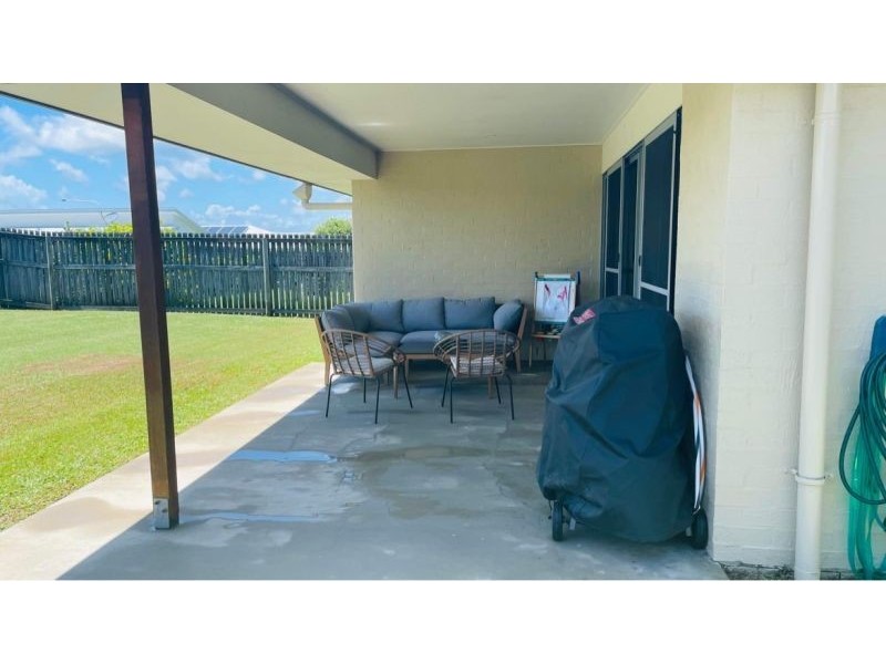 11 Yatay St, Rural View QLD 4740