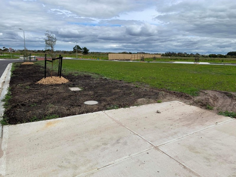 10 Flintoff Avenue, Lang Lang VIC 3984