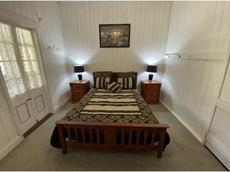 24 Colin St, Moore QLD 4306