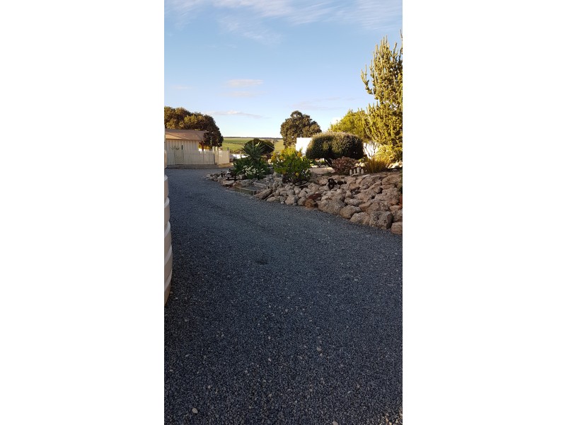 23 Stormbird Road, Elliston SA 5670