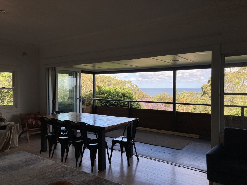 6 Balfour Road, Austinmer NSW 2515