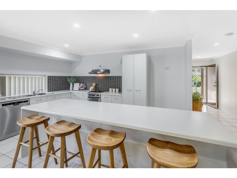 9 Frances Court, Kallangur QLD 4503