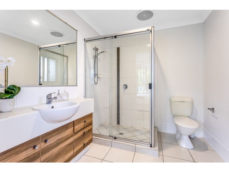 9 Frances Court, Kallangur QLD 4503