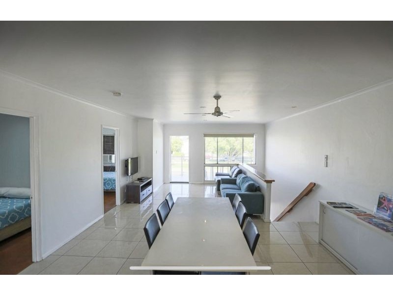 194 Spence St, Bungalow QLD 4870