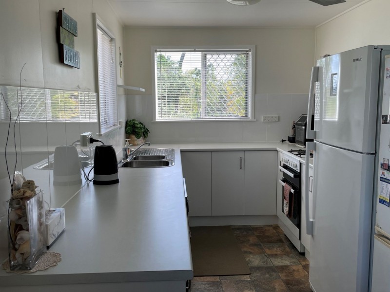 39 Evans Avenue, Seaforth QLD 4741