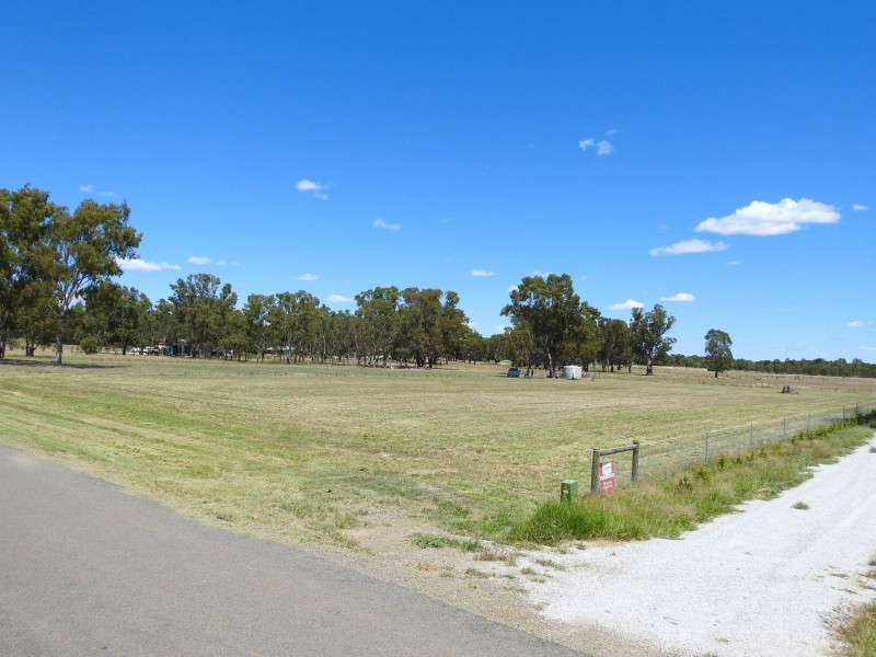 43 Morris Drive, Tocumwal NSW 2714