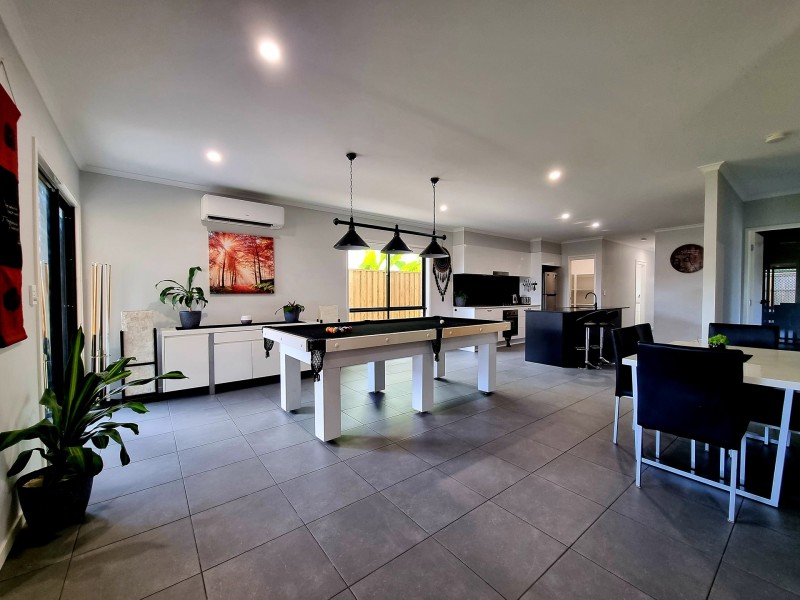 8 Hunter Parkway, Palmview QLD 4553